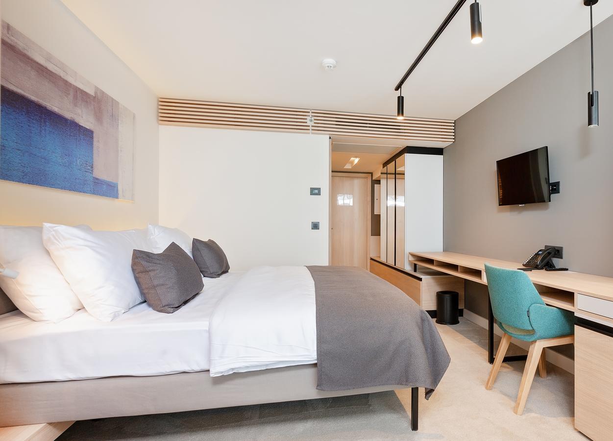 Hotel Park Plava Laguna بوريتش المظهر الخارجي الصورة